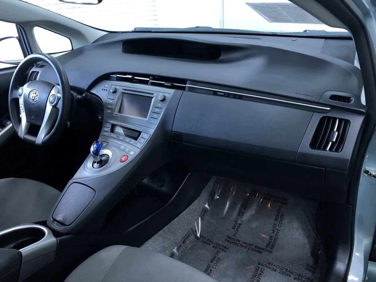 Thumbnail: 2013 Toyota Prius - 22