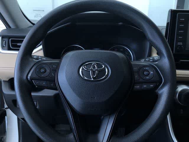 Thumbnail: 2019 Toyota RAV4 - 16