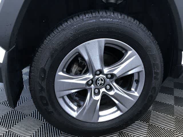 Thumbnail: 2023 Toyota RAV4 - 16