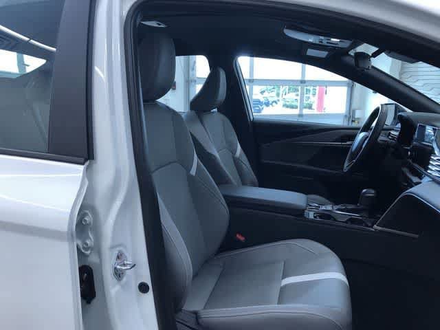 Thumbnail: 2025 Toyota Camry - 15