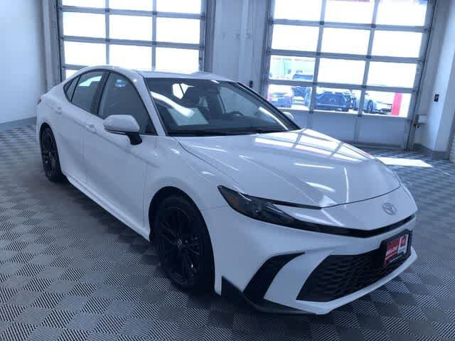 Thumbnail: 2025 Toyota Camry - 36