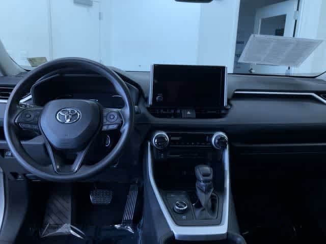 Thumbnail: 2025 Toyota RAV4 - 17