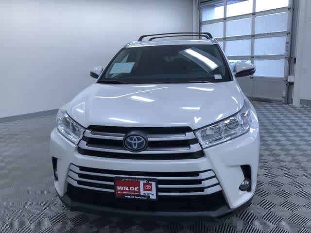 Thumbnail: 2019 Toyota Highlander - 14