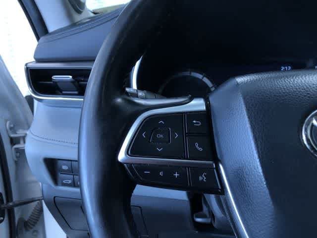 Thumbnail: 2021 Toyota Highlander - 25