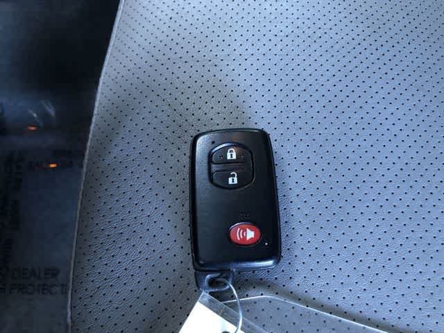 Thumbnail: 2011 Toyota RAV4 - 30