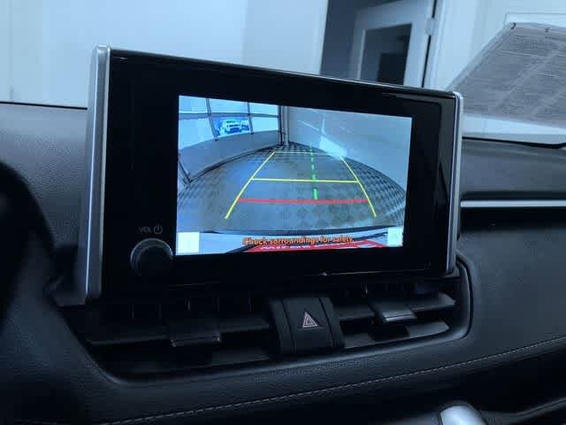 Thumbnail: 2025 Toyota RAV4 - 27