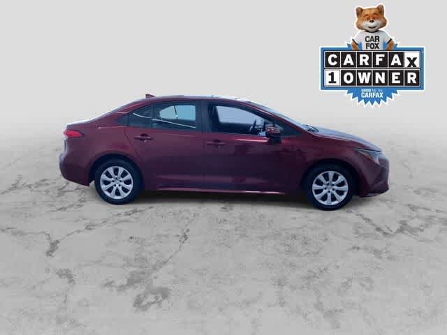 2024 Toyota Corolla LE photo 2