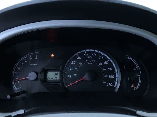Thumbnail: 2011 Toyota Sienna - 32