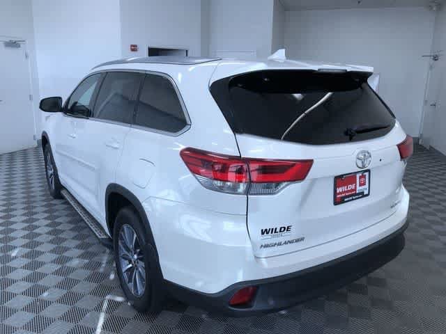 Thumbnail: 2017 Toyota Highlander - 3