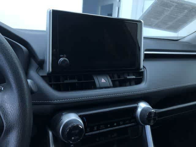 Thumbnail: 2025 Toyota RAV4 - 27