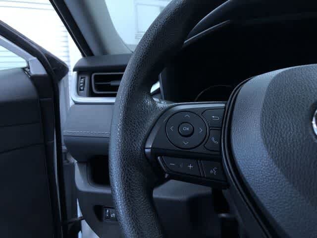 Thumbnail: 2025 Toyota RAV4 - 24