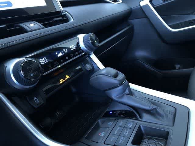 Thumbnail: 2025 Toyota RAV4 - 29