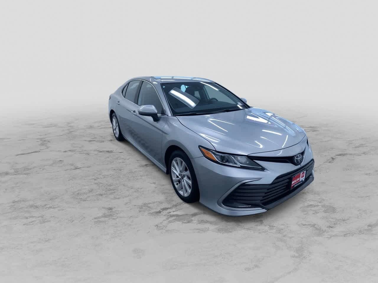 2024 Toyota Camry LE 3