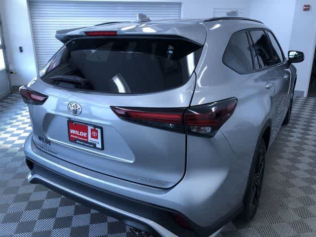 Thumbnail: 2025 Toyota Highlander - 37