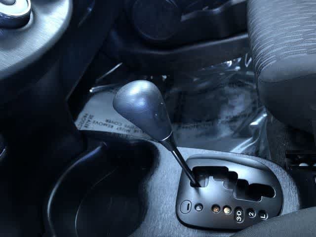 Thumbnail: 2014 Toyota Yaris - 26