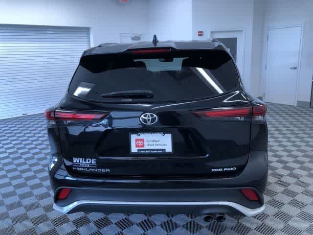 Thumbnail: 2025 Toyota Highlander - 13