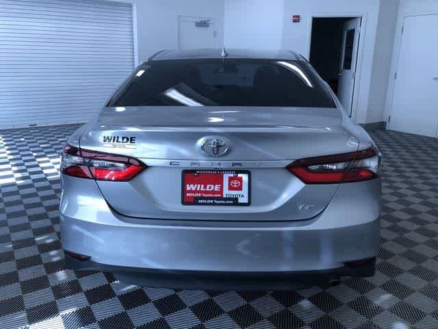 Thumbnail: 2022 Toyota Camry - 13