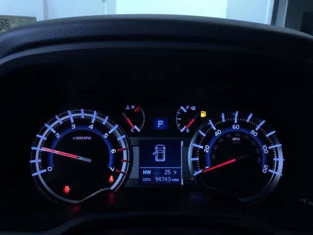 Thumbnail: 2017 Toyota 4Runner - 32