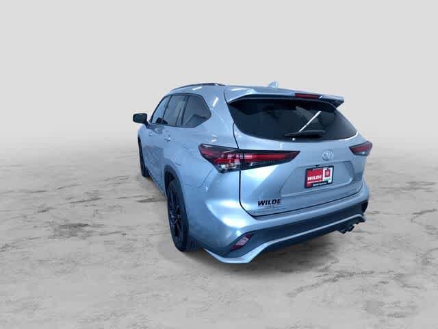 Thumbnail: 2025 Toyota Highlander - 8