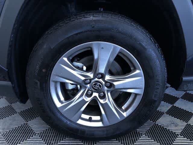 Thumbnail: 2025 Toyota RAV4 - 16