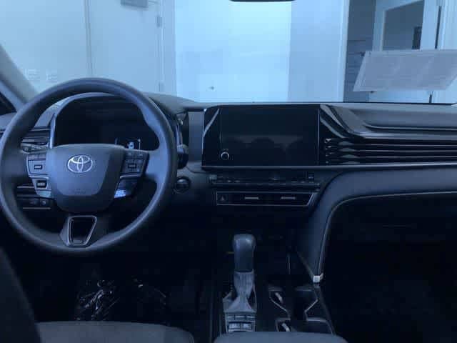 Thumbnail: 2025 Toyota Camry - 17