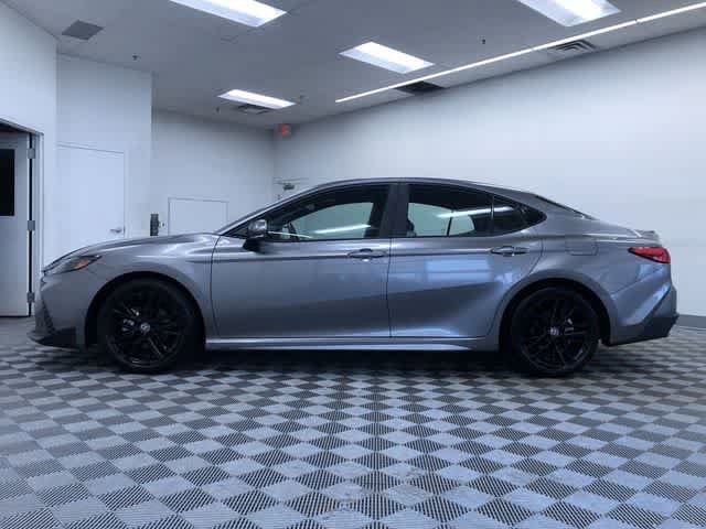 Thumbnail: 2025 Toyota Camry - 11