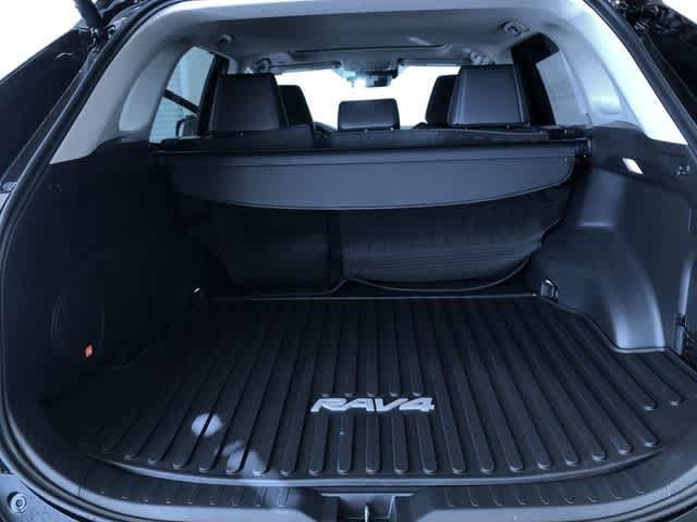 Thumbnail: 2025 Toyota RAV4 - 23