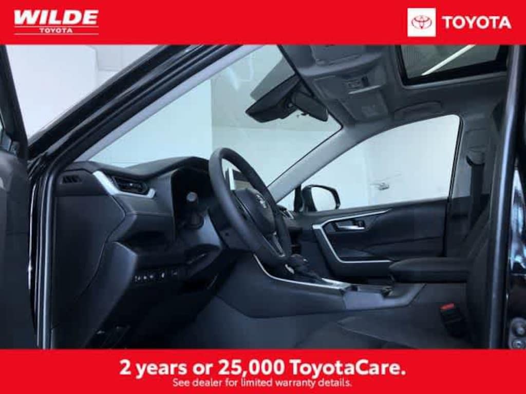 New 2025 Toyota RAV4 XLE Premium XLE PREM AWD SUV