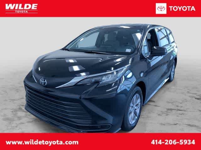 2026 Toyota Sienna Mini-van, Passenger 