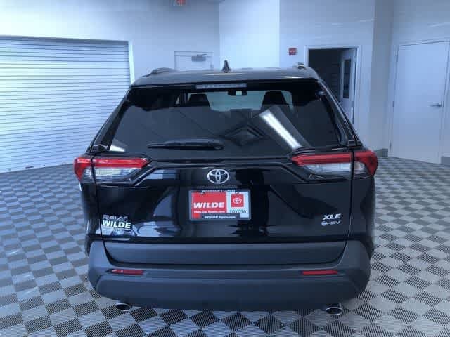 Thumbnail: 2025 Toyota RAV4 - 14