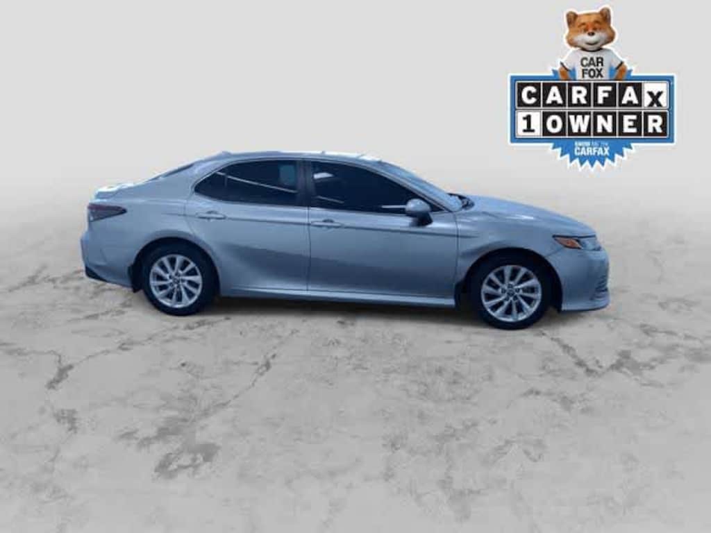 Used 2022 Toyota Camry LE Car