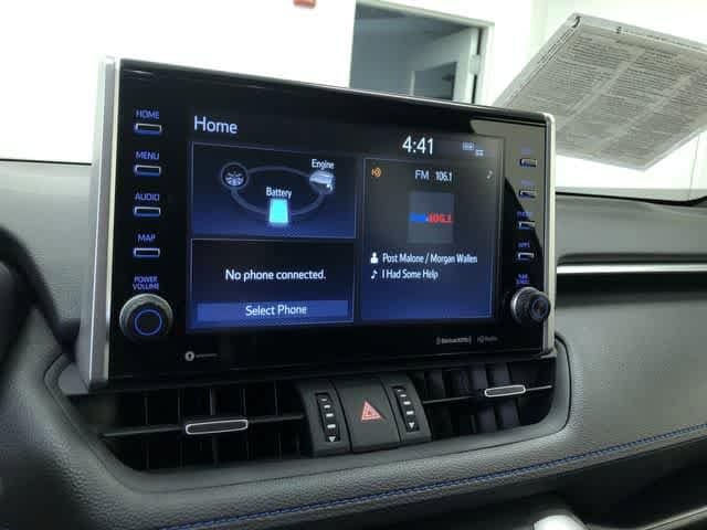 Thumbnail: 2022 Toyota RAV4 - 21