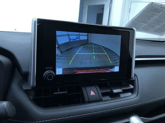 Thumbnail: 2025 Toyota RAV4 - 27