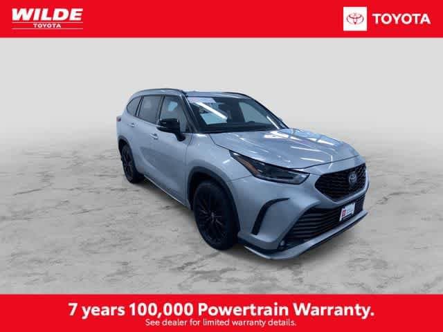 Thumbnail: 2025 Toyota Highlander - 3