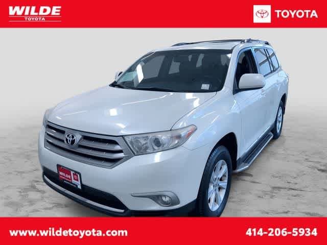 Thumbnail: 2013 Toyota Highlander - 1