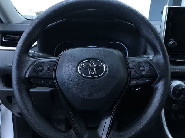 Thumbnail: 2025 Toyota RAV4 - 15