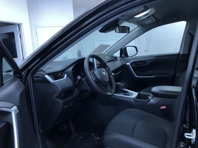 Thumbnail: 2025 Toyota RAV4 - 10