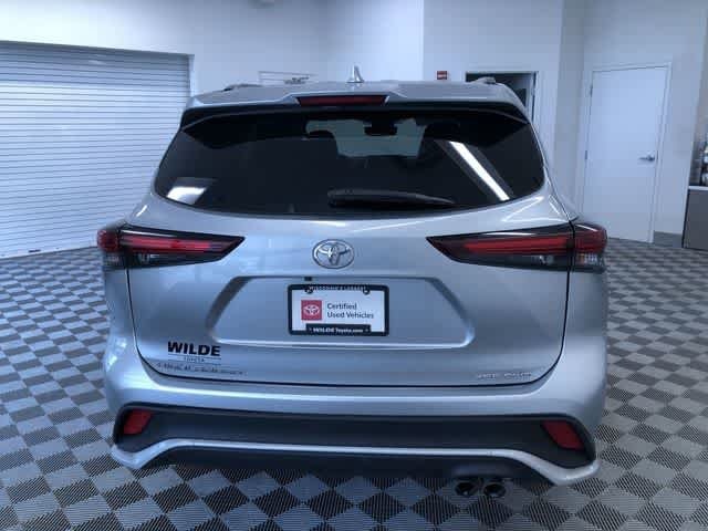 Thumbnail: 2025 Toyota Highlander - 13