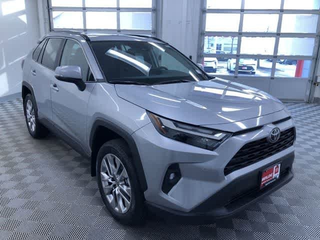 Thumbnail: 2025 Toyota RAV4 - 28
