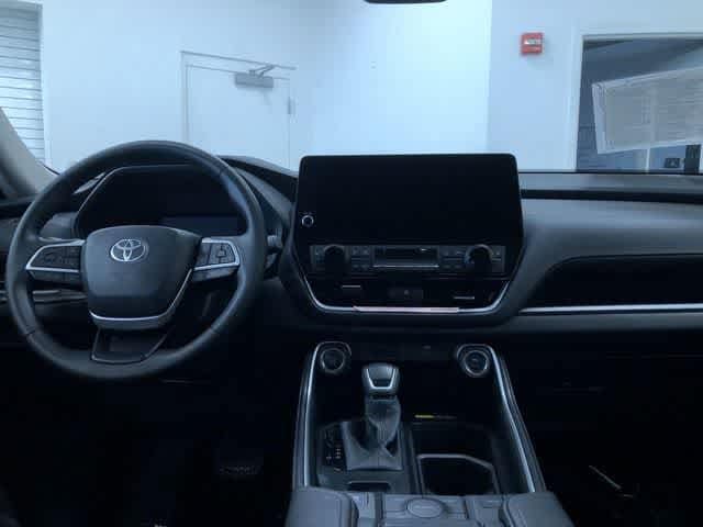 Thumbnail: 2025 Toyota Grand Highlander - 19