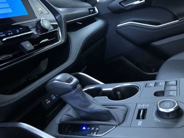 Thumbnail: 2025 Toyota Highlander - 29