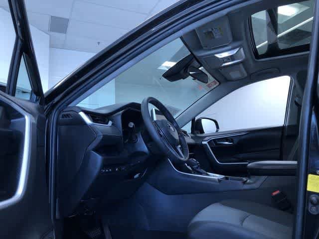 Thumbnail: 2023 Toyota RAV4 - 10