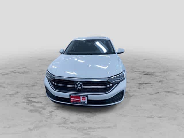 Thumbnail: 2022 Volkswagen Jetta - 4