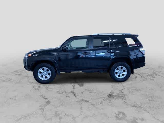 Thumbnail: 2017 Toyota 4Runner - 6