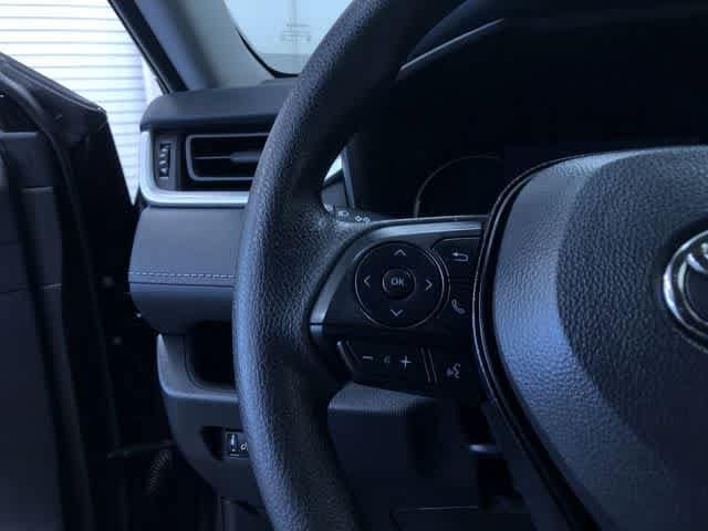 Thumbnail: 2025 Toyota RAV4 - 25