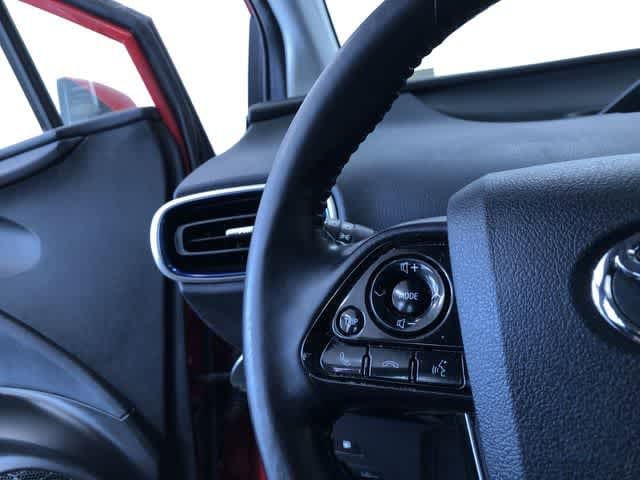 Thumbnail: 2022 Toyota Prius - 25