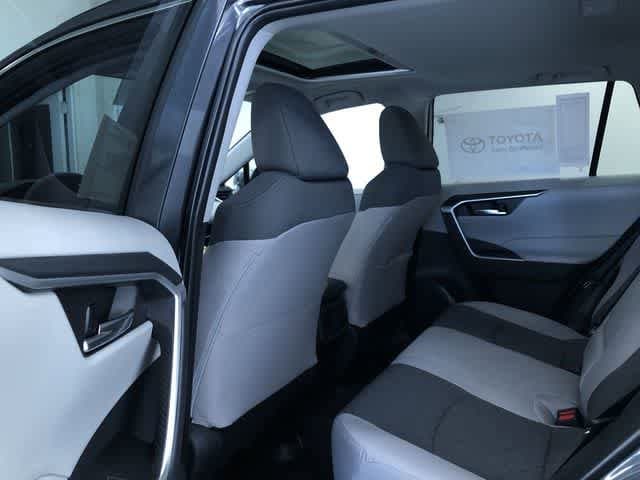 Thumbnail: 2025 Toyota RAV4 - 11
