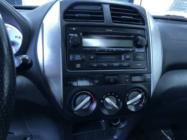 Thumbnail: 2005 Toyota RAV4 - 25