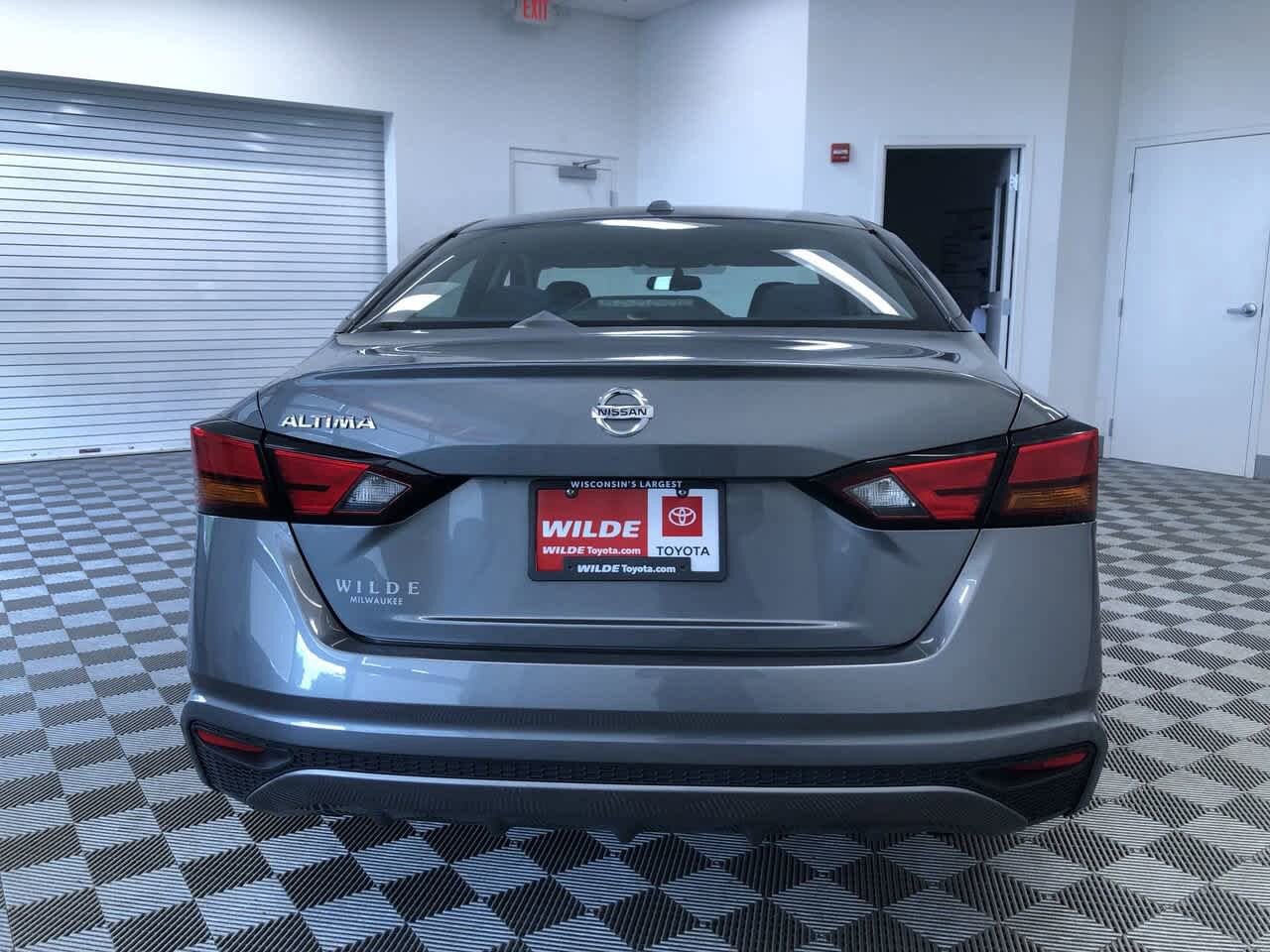 2019 Nissan Altima S 13