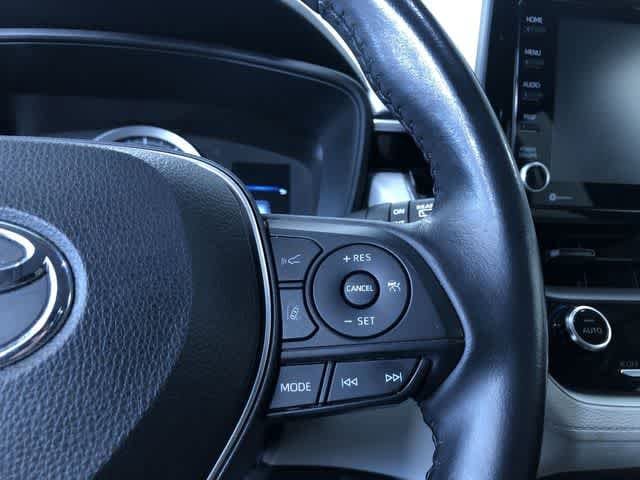 Thumbnail: 2022 Toyota Corolla Cross - 26